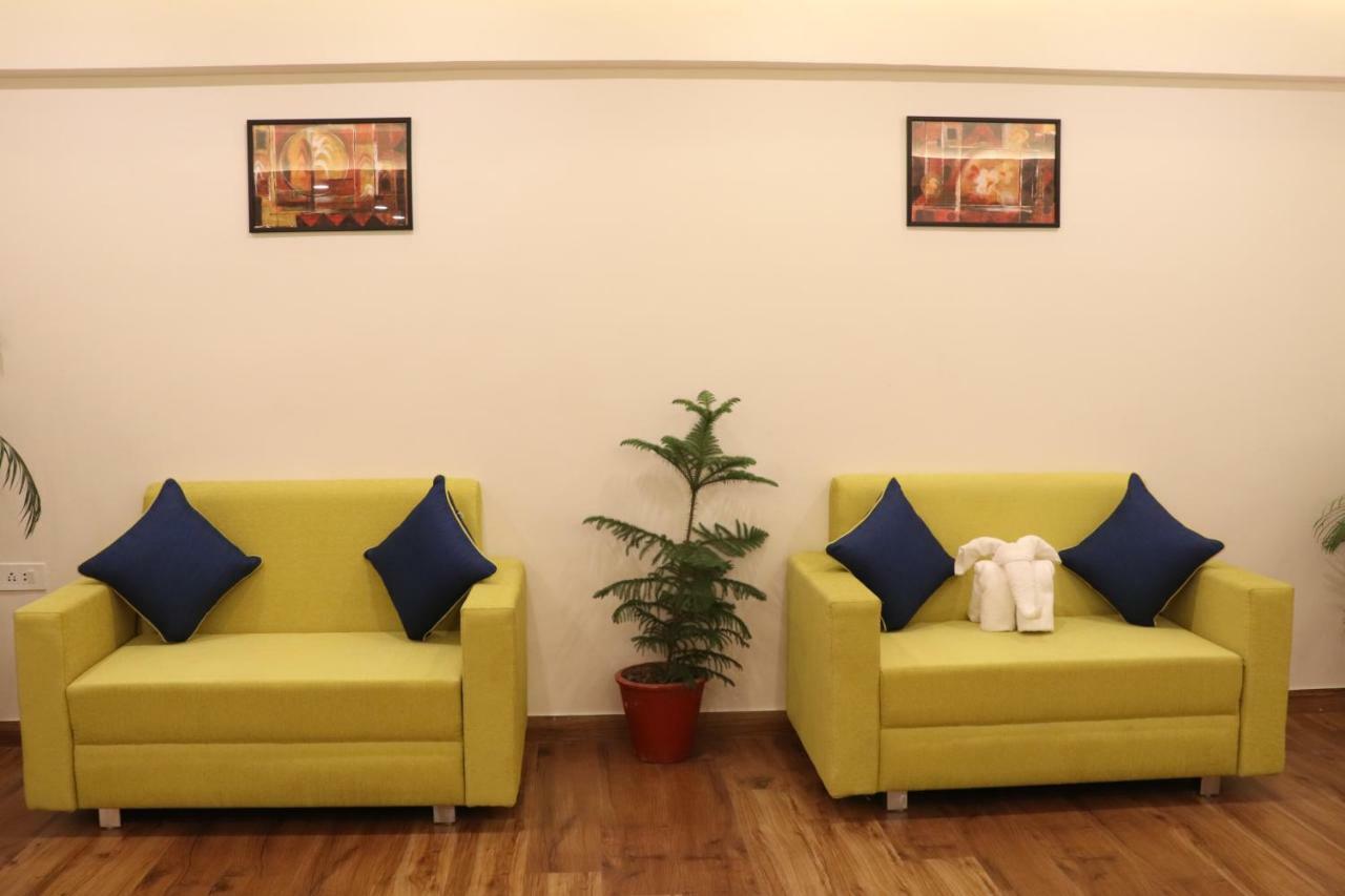 Hotel Le Amor Кота Экстерьер фото
