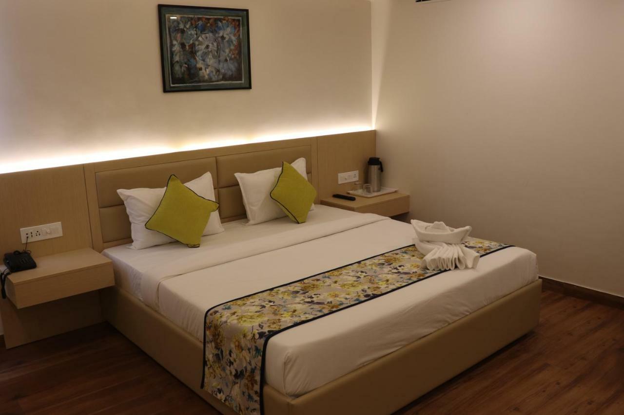 Hotel Le Amor Кота Экстерьер фото