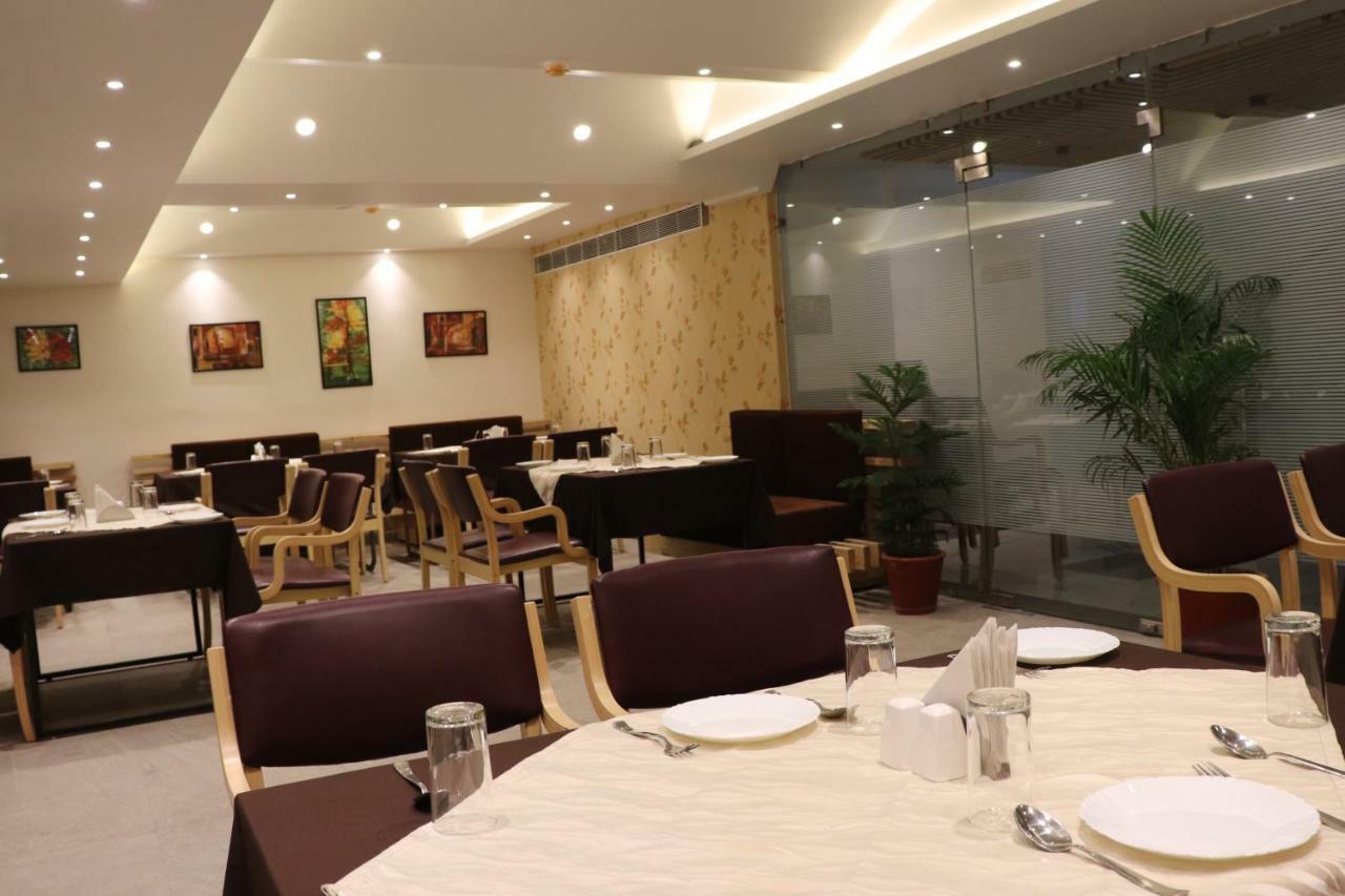 Hotel Le Amor Кота Экстерьер фото