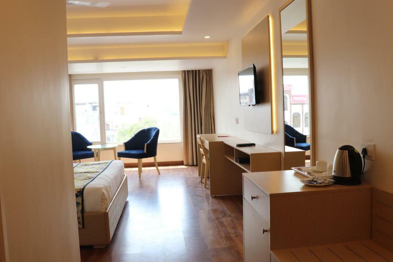 Hotel Le Amor Кота Экстерьер фото