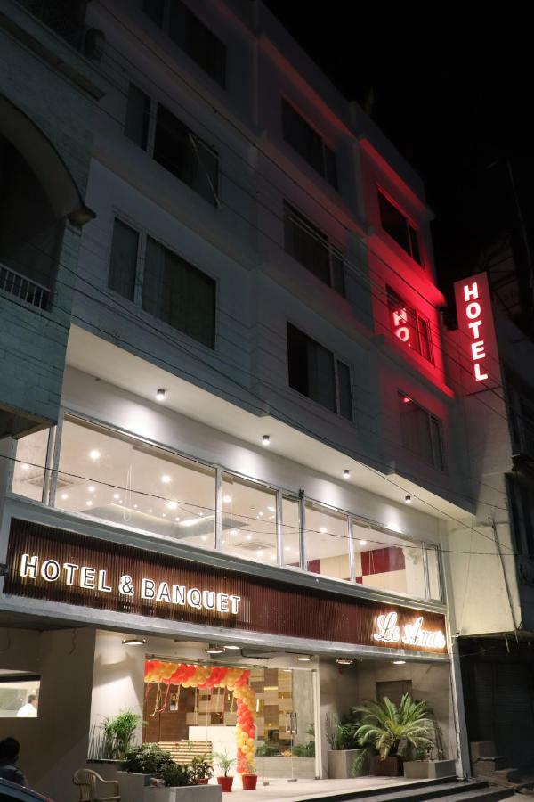 Hotel Le Amor Кота Экстерьер фото